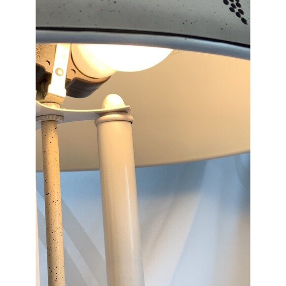 Vintage Beige Gold Bouillotte Style Tole Lamp + Shade Underwriter’s Laboratories - Picture 7 of 12